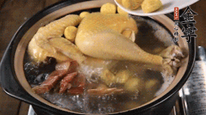 出國前加少許鹽，撒上蔥花即可。