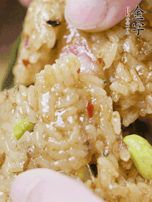 冷水下鍋煮3-4小時(shí)。