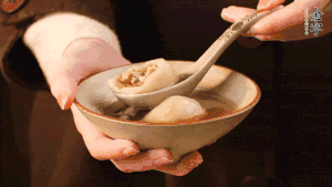 新的一年，我們還是要吃好喝好哦，祝大家元宵快樂！