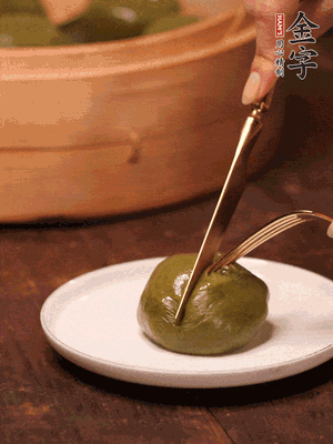 軟軟糯糯，香味可以秒殺99%的成品青團(tuán)